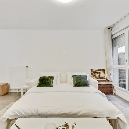 Chic Studio Appartment Rosny-sous-Bois Exterior photo
